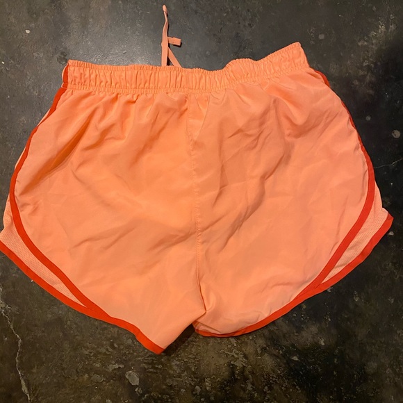 Nike shorts - Picture 3 of 3